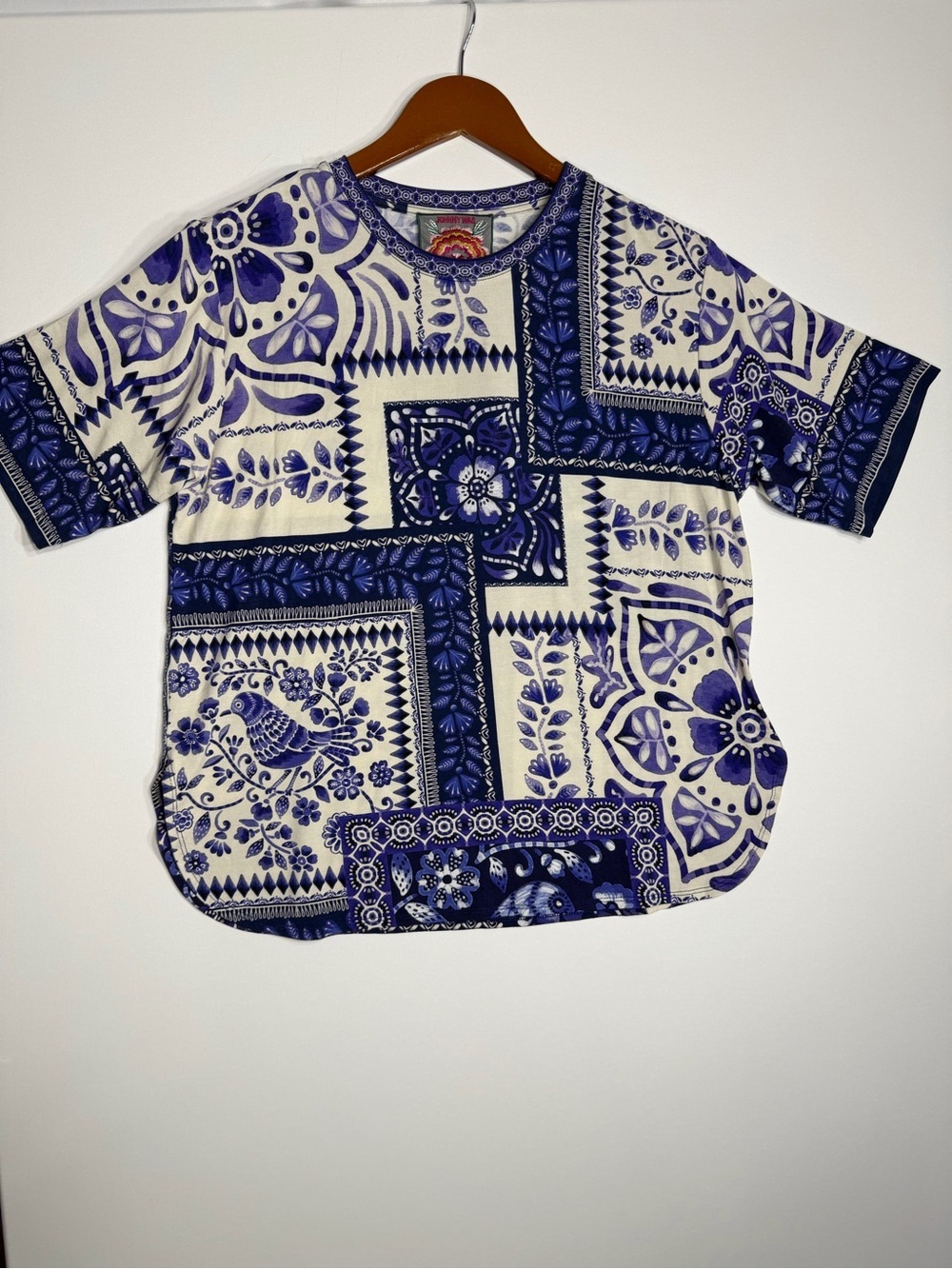 Johnny Was Navy and White Floral Patchwork Top size L New w tags